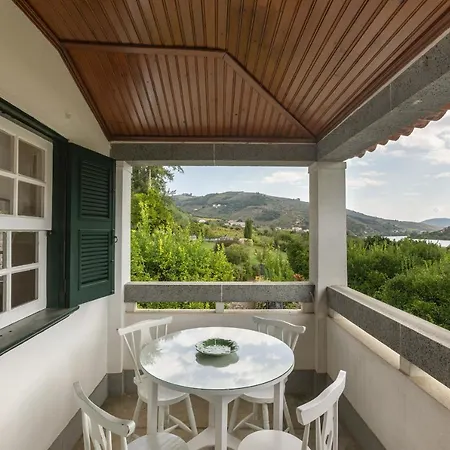 Quinta Casas - Douro Winery & Prázdninový dům
